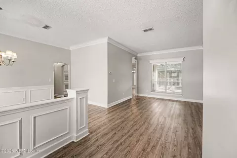 Living - 1803 Sentry Oak Ct, Fleming Island, FL 32003 photo 7 of 7