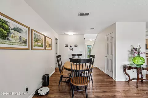 Dining - 305 Eleuthera Ct, Saint Augustine, FL 32095 photo 3 of 3