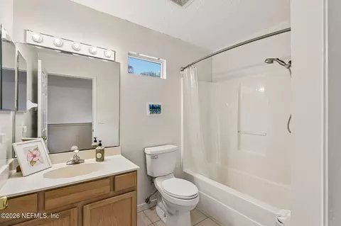 Bath - 305 Eleuthera Ct, Saint Augustine, FL 32095 photo 4 of 4