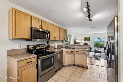 Kitchen - 305 Eleuthera Ct, Saint Augustine, FL 32095 photo 3 of 3