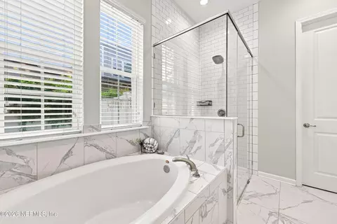 Bath - 69 Fremont Ave, Saint Augustine, FL 32095 photo 4 of 8
