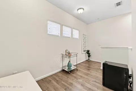 Entry Way - 69 Fremont Ave, Saint Augustine, FL 32095 photo 5 of 6
