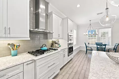 Kitchen - 69 Fremont Ave, Saint Augustine, FL 32095 photo 6 of 8