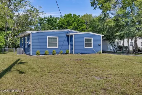 3814 Eve Dr W, Jacksonville, FL 32246
