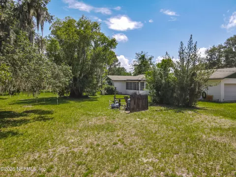 Exterior - 10 Mirror Lake Dr, Ormond Beach, FL 32174 photo 2 of 5