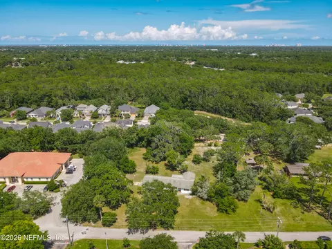 View/Area - 10 Mirror Lake Dr, Ormond Beach, FL 32174 photo 2 of 22