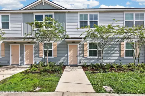 8339 Asteroid St, Jacksonville, FL 32256