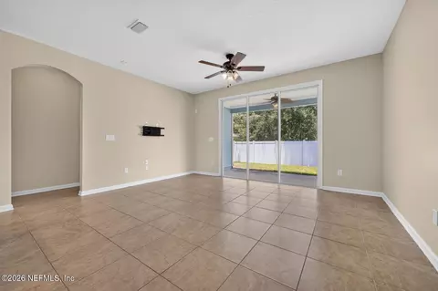 Living - 84 Monroe Ave, Saint Augustine, FL 32086 photo 4 of 5