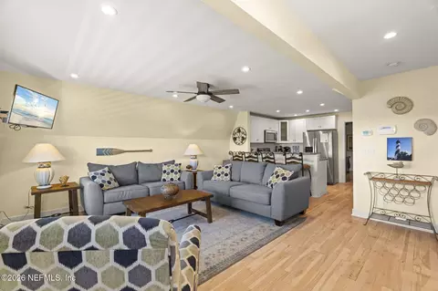 Living - 123 Ferdinand Ave, Saint Augustine, FL 32080 photo 2 of 3