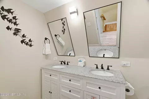 Bath - 123 Ferdinand Ave, Saint Augustine, FL 32080 photo 3 of 4