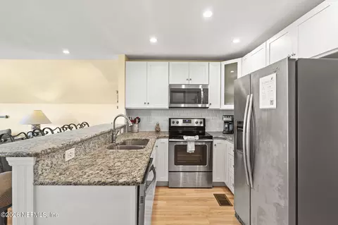 Kitchen - 123 Ferdinand Ave, Saint Augustine, FL 32080 photo 3 of 4