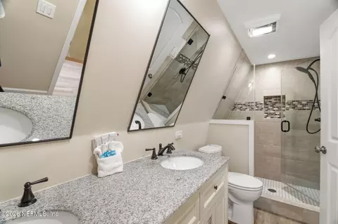 Bath - 123 Ferdinand Ave, Saint Augustine, FL 32080 photo 4 of 4