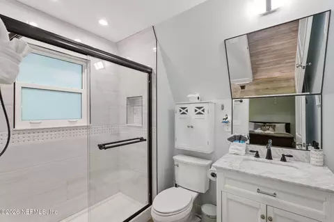 Bath - 123 Ferdinand Ave, Saint Augustine, FL 32080 photo 2 of 4