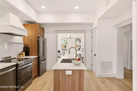 Kitchen - 22 Joiner St, Saint Augustine, FL 32084 photo 4 of 4