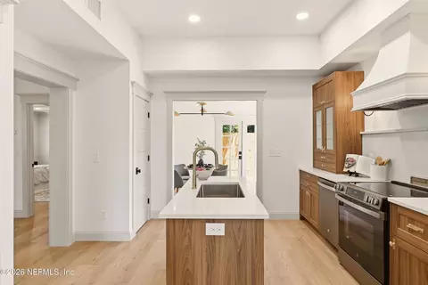 Entry Way - 22 Joiner St, Saint Augustine, FL 32084 photo 5 of 12