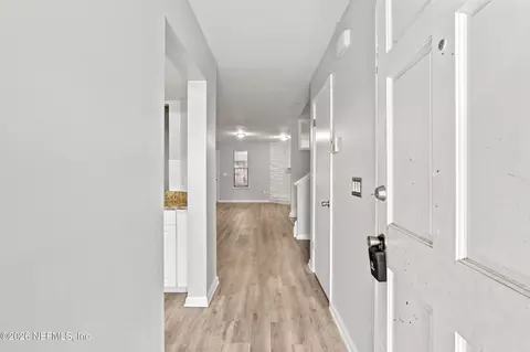 Entry Way - 11277 Windtree Dr E, Jacksonville, FL 32257 photo 1 of 1