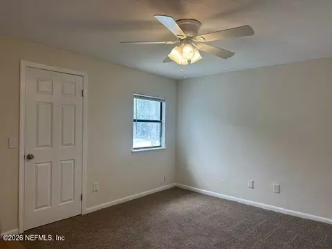 Bedroom - 2947 Bayshore Dr E, Jacksonville, FL 32233 photo 2 of 4