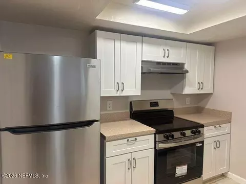 Kitchen - 2947 Bayshore Dr E, Jacksonville, FL 32233 photo 1 of 4