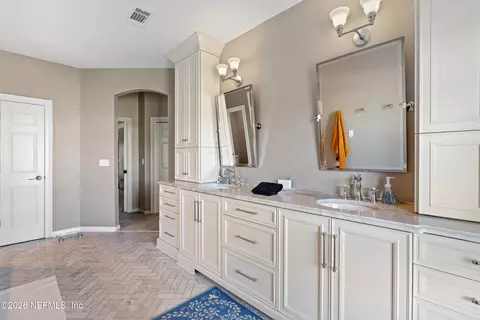 Bath - 207 Marshside Dr, Saint Augustine, FL 32080 photo 3 of 8