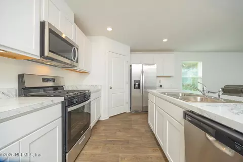 Kitchen - 237 Encanto Way, Saint Augustine, FL 32084 photo 3 of 4