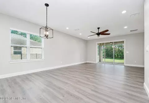 Living - 862 Battersea Dr, Saint Augustine, FL 32095 photo 2 of 6