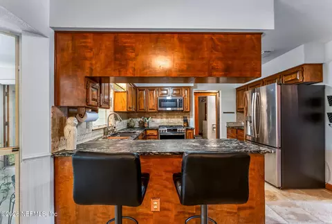 Kitchen - 1734 Alps Ct, Fleming Island, FL 32003 photo 4 of 5