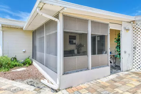 Exterior - 15 Sea Park Dr, Saint Augustine, FL 32080 photo 4 of 8