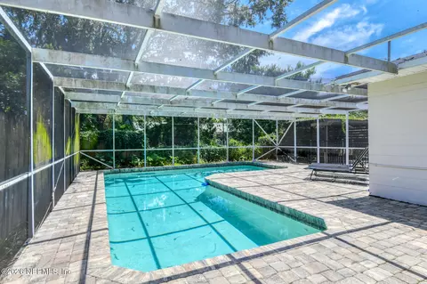 Exterior - 15 Sea Park Dr, Saint Augustine, FL 32080 photo 7 of 8