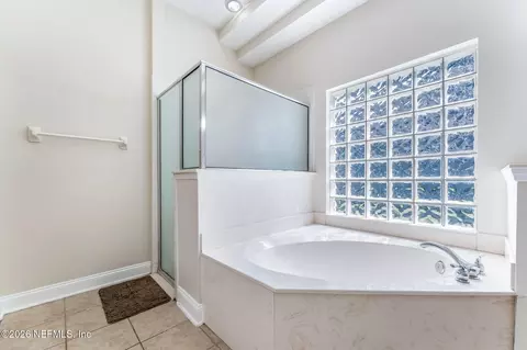 Bath - 725 Corrigan Dr, Saint Augustine, FL 32092 photo 2 of 6