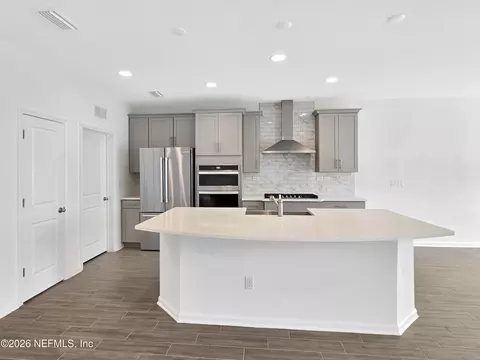 Kitchen - 64 Wiltshire Dr, Saint Augustine, FL 32092 photo 1 of 2