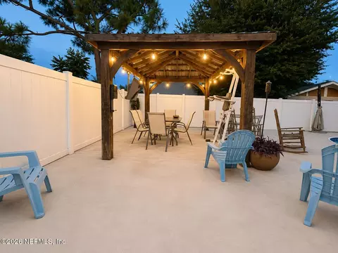 569 Coppitt Dr E, Orange Park, FL 32073 photo 7