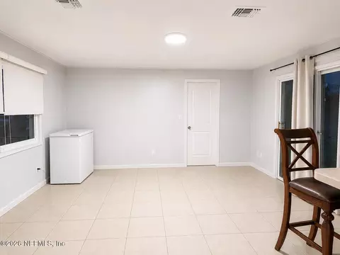 569 Coppitt Dr E, Orange Park, FL 32073 photo 5
