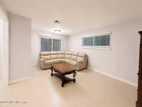 569 Coppitt Dr E, Orange Park, FL 32073 photo 3