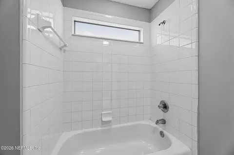 Bath - 627 Hampton Downs Ct, Saint Johns, FL 32259 photo 3 of 3