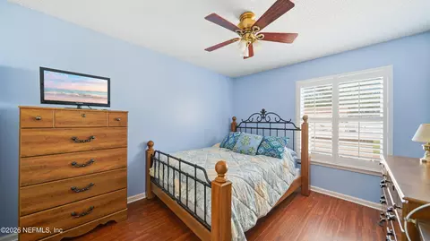 Bedroom - 1230 Summit Oaks Dr E, Jacksonville, FL 32221 photo 4 of 4