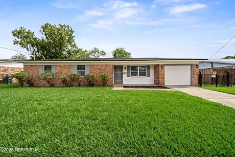 11620 Starfish Ave, Jacksonville, FL 32246