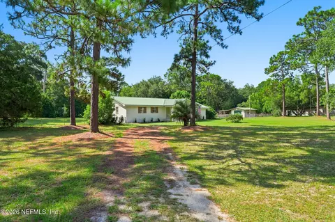Exterior - 86252 Melissa Rd, Yulee, FL 32097 photo 4 of 11
