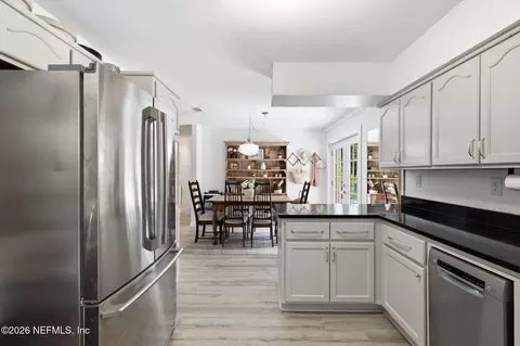 Kitchen - 86252 Melissa Rd, Yulee, FL 32097 photo 1 of 5