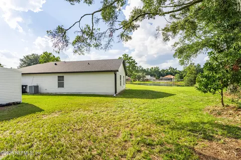 Exterior - 3103 Fox Squirrel Dr, Orange Park, FL 32073 photo 3 of 4
