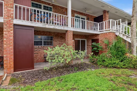 Exterior - 22 Comares Ave #5A, Saint Augustine, FL 32080 photo 2 of 7