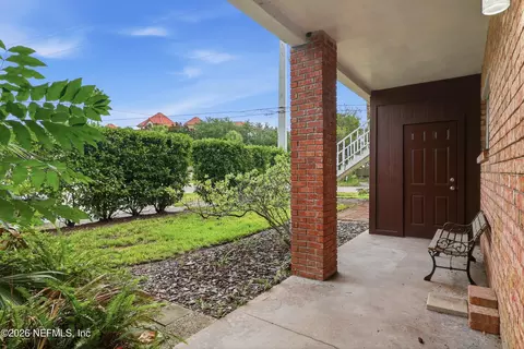 Exterior - 22 Comares Ave #5A, Saint Augustine, FL 32080 photo 5 of 7