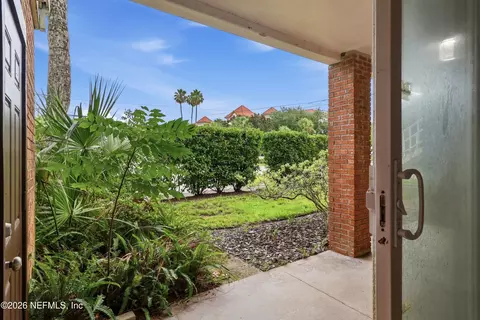 Exterior - 22 Comares Ave #5A, Saint Augustine, FL 32080 photo 1 of 7