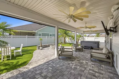 Exterior - 322 Silverleaf Village Dr, Saint Augustine, FL 32092 photo 2 of 8