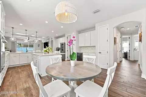 Dining - 322 Silverleaf Village Dr, Saint Augustine, FL 32092 photo 3 of 3
