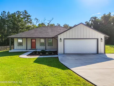 Exterior - 14217 Camelot Pl, Macclenny, FL 32063 photo 2 of 8