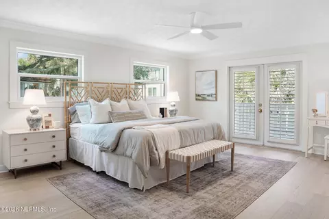 Bedroom - 278 1st St, Atlantic Beach, FL 32233 photo 1 of 7