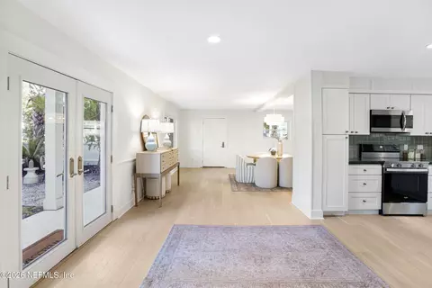 Entry Way - 278 1st St, Atlantic Beach, FL 32233 photo 1 of 3