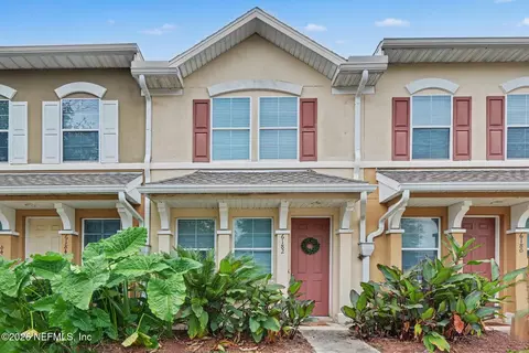 6182 High Tide Blvd, Jacksonville, FL 32258