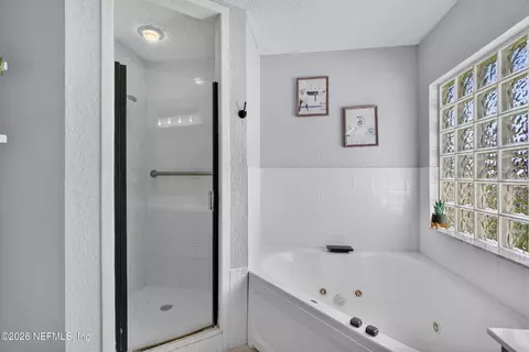 Bath - 711 Viscaya Blvd, Saint Augustine, FL 32086 photo 3 of 4