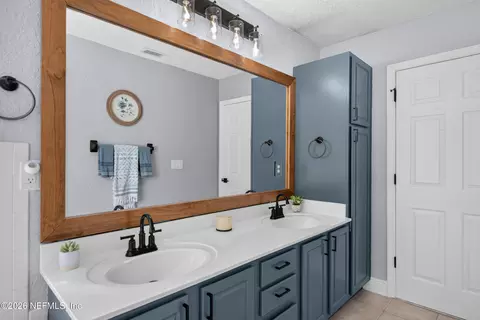 Bath - 711 Viscaya Blvd, Saint Augustine, FL 32086 photo 1 of 4